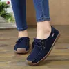 Chaussures décontractées Moccasins Femmes Flats 2024 Automne Woman Locs Lace Up Femme Femme en peluche Ballet Maman Femme Walking Shoe Reconfort