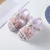 Sandales bébé sandales 0-1y baby dot chaussures simples peu de dauphin motif de chaussures de tissu décoratives