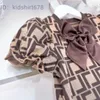 Vêtements pour enfants à motifs de créateurs Fille de l'été Robe à manches courtes du cou rond classique