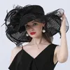 Wide BriM Hut Bucket Hats Neue Frauen Organza Red Hats Hochzeit Faszinatoren Elegant Big Wide Bim Fedora Kentucky Derby Hats Party formelle Kirchenladies Hut Y240426