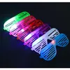 Andere feestelijke feestbenodigdheden Luiken vorm LED flitsende bril verlicht Kids Toys Christmas Decoratie Gloeiende drop levering Home DHHLV