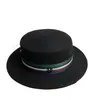 Szerokie czapki Brim Hats Hats Nowe gwiazdy Te same szerokie grzbiet płaski czapkę jesień i zima 100% wełniane francuskie minimalistyczne paski paski odpowiedni dla mężczyzn, jak i WO J240429