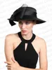 Szerokie brzeg kapelusze wiadra Czapki Czapki czarne fascynatory dla kobiet eleganckie kapelusz z czapką kościelną okazja Chapeau Cap Women Race Headpiece z zasłonami derby hat y240426