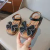 Sandalen Top Optionen Baby Mädchen Sandalen mit Schmetterlingsknoten personalisierte Prinzessin Sommer Hochzeitsfeier Schuhe Kinder flexible Sandalen