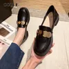 Zapatos casuales dos usan 35-44 de gran tamaño de cuero suave para mujeres solteros Soblete en la cabeza redonda tacón grueso Four Seasons Inglaterra Black Apricot