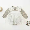 Rompers Spring Toddler niemowlę dziewczynka koronkowa bodysuit długi rękaw dla dzieci dziewczyna kwiatowy koronkowy fartuch lolita kombinezon H240509