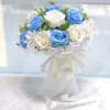 Flores decorativas simuladas Rose Hand Holding Flores Casamento