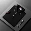 Couleur massive de haute qualité Shirt Mens Mens Casual and Fashionable Polo Homme Vêtements Top Summer Top 240428