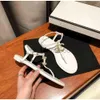 Nya lägenheter Sandal Women Shoes Channel 2024 Summer Beach Clip Toe Slides Luxury Brand Designer Flip-Flops Quilted Chain Sandals Low Heel Women Sidlippers