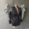 Herrenanzüge europäische und amerikanische sexy reflektierende Pailletten Deep V-Ausschnitt Temperament Stehende Schulter schlanke Fit Anzug Jacke Show Kleid