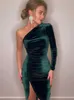 Runway Dresses Dulzura Long Slve One Shoulder Ruched Velvet Midi Dress Side Slit Bodycon Sexy Party Elegant Clothes Brithday Evening Outfits Y240426