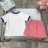 Brand Princess Dress Summer Kids Tracksuits Babykleding Maat 100-150 cm Hoge kwaliteit Girls T-shirt en denimrok 24April