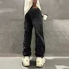 Jacquard Pattern Denim Pants 남성을위한 고민 넓은 청바지 남성 똑 바른 헐렁한 바닥 240415