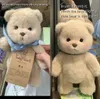 Daigou Offizieller Teddy Tale Bär Plüschspielzeug 20 cm handgefertigt Super hohe Qualität Teddybears Joint Move Bären Plüsch Geburtstag 240416
