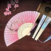 Dekorativa figurer Kinesiska japanska vintage Silk Folding Trä Shank Classical Dance Fan Högkvalitativ Tassel Elegent kvinnligt hem