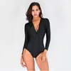 Swimwear pour femmes à manches longues surf de maillot de bain bodySuit Femmes une pièce Rashguard Vêtements de plongée