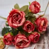 Fleurs décoratives vintage artificielle 8 têtes Silks Bouquet de pivoine Faux Fower Red Green Rose DIY Table de la fête de mariage