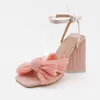 Sandals rétro pour femmes de fée des femmes concepteurs de chaussures élégantes à talons à talons hauts robes formelle talons de fête des femmes 15 95