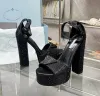 2024 Designer Women Sandals Scarpe da 14 cm con tacchi alti intarsio sandali con sola spessa Sandali rosa rosa nera argentea di albicocche color womans tacchi alla moda scarpe grandi dimensioni 35-42