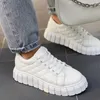 Scarpe casual Spring Black Sneakers Women 2024 Fashion Lace Up Ladies Comfy 43 grandi dimensioni femminili Outdoor Sport