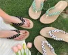Slippers Polka Dot Beach tongs Flips Womens String Sandales 2021 Femme Sandale Sandale Maison Dames adolescentes Flips19890487
