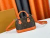 M46895 M82717 M46895 Nano mini shell pacsdulder bag clutch handbag leather crossbody packages designer bags