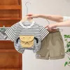 Ensembles de vêtements Ensemble pour tout-petit 2024 Vêtements pour bébé d'été 12 à 24 mois Cartoon T-shirts à manches courtes à rayures et shorts Tenue de 2 pièces garçons