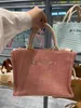 Nieuwe grote capaciteit laffia geweven handmand TOTE TAS TAMPERAMENT 100 schoudertas crossbody tas fabrikanten rechte verkoop van grote superieure 36*23*13