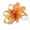 Chapeaux à bord large chapeau seau Gold Feather Fascinator Wedding Bridal Hairclip Chapeau Minlinerie pour la fête Cocktail Headpiece Lady Floral Match Headwear Y240426