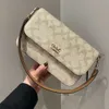 Bolso de hombro de diseñador moderno bolso para mujer New Brynn Bolso de moda Versátil Versátil de piedra de hombro