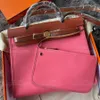 12a de qualidade designer sacos de sacolas artísticas de cor de cor de cor artística Bolsas de lona de lona Top Hardware Equipado Viaje as bolsas de luxo femininas casuais com caixa original.