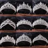 Tiaras Silver Color Accessoires de cheveux de mariage Luxury Crystal Crown Tiara For Women Crown Criffe Bridal Hair Bijoux Tiaras