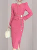 Traje de rosa rosa moda para mujer chaqueta casual placa de falda mediana luz de lujo tweed tweed set 240425