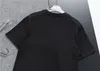 Fashion Herren T-Shirts Designer gedruckte Tops Tees Man T-Shirt Qualität Baumwolle Freizeit Kurzarm Luxus T-Shirts Haikyuu Spiele Trapstar Tshirt Mens Designer Kleidung