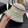 Designer Strohhut Sommereimer Hüte Luxuskappen Casquette Grasgeflecht Mütze ausgestattet Häkelhut Damen Beach Sunhat Visherfischer Hüte