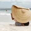 90 cm Summer Beach Sun Sun Protection Anti-Uv 35 cm Large Brim Brim pliable chapeaux de paille surdimensionnable Caps de couverture de Sunshade pliable 240423