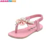 Sapates de garotas de verão Sapates de bijas caídas sapatos de princesa sapatos de dança infantil sandálias crianças sapatos de casamento rosa 240415