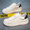 Scarpe casual sneaker maschile a forma di conchiglia in stile coreano giapponese