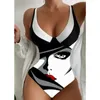 Un pezzo alto con costume da bagno sexy a vita alta femmina sottile e conservatore di grandi dimensioni da bagno in spiaggia bikini 240416