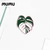 Broszki 2024 Monstera Leaf Lapel pin zielone liście akrylowe ręcznie robione epoksydowe biżuterię