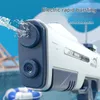 Adultes Electric Water Gun Toy puissant Automatic Haut-Pression Brarsts jouer l'été extérieur piscine enfant cadeau 240429