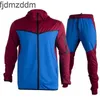 Tracksuit Mens Nake Tech Trapstar Track Suits Hoodie Europe American Basketball Football Rugby Tvådel med kvinnors långärmade jackabyxor Spring M-3XL