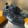 Designer Bread Schuhe Männer Sneaker Damen einzigartig mit Diamantleder gemachtes Lüftungsgitter Bicolor Model Seite Integriert Blumen 1854 Sportschuhe