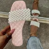 Slippers Printemps / Summer Femmes 2024 Perle Righine de la mode femme de femme Fashion Fashion Couleur solide chaussures plats Sandales