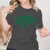 Męskie koszulki Y2K moda prosta koszulka w stylu duża zielona litera irlandzka koszulka komfort kolory stożka st-shirt Summer Cool Lucky T-Shirtl2404