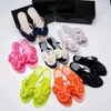 Slippers Fashion Women's Jelly Shoes Brazilië 3D Camellia Flower Flat Bottom Sweety Girls Candy Color Beach Shoe Flip Flops