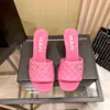 Sandálias de saltos de canal Moda Novos chinelos de estilo sexy slide slide slide