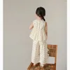 Ensemble de vêtements pour enfants en coton pur pour enfants.