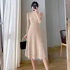 Lässige Kleider eleganter koreanischer Herbst im Winter gestrickt Falten Midi Vestidos Frauen halbe Hochharmärme Langarm ein Linie Bottoming Pullover Kleid