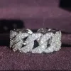 Goedkoop fijne minimale ijzige meisjes vingerring nieuwe mode sieraden verzilverde Cubaanse vorm vol cz diamant ringen verjaardagscadeau